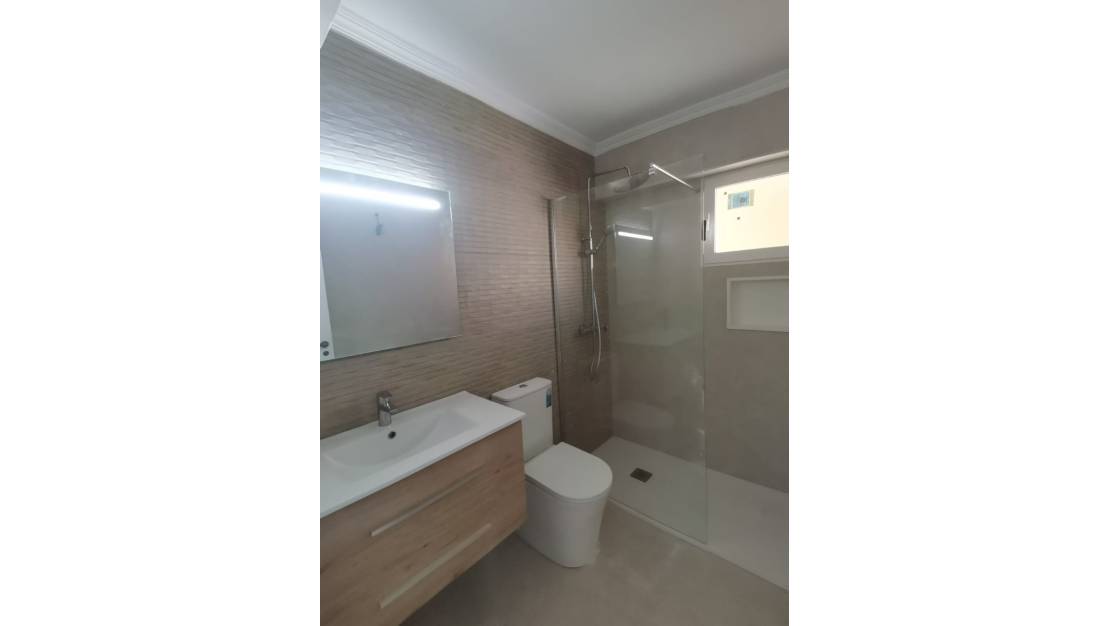 Venta - Apartment - Torrevieja - La Mata