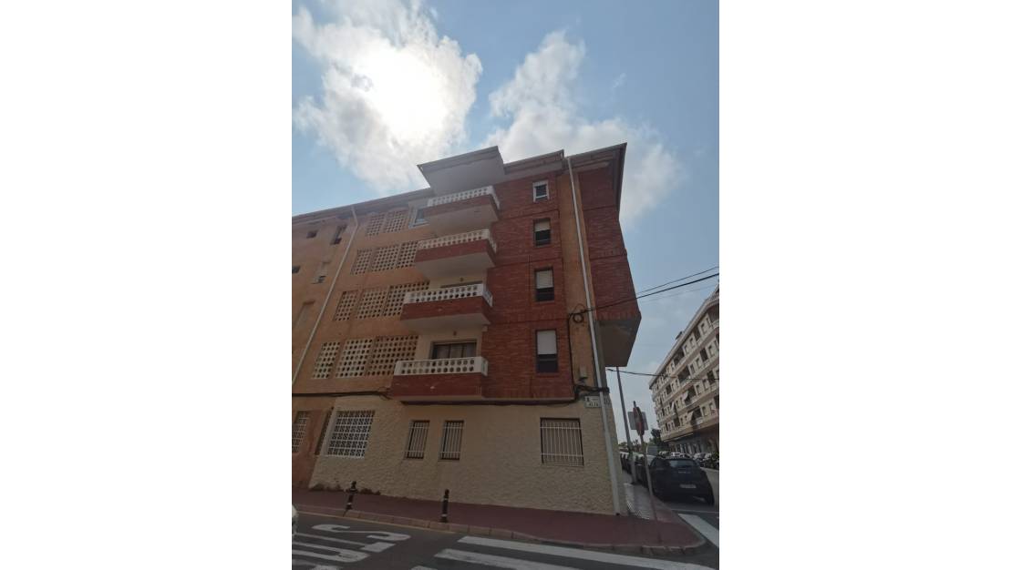Venta - Apartment - Torrevieja - La Mata