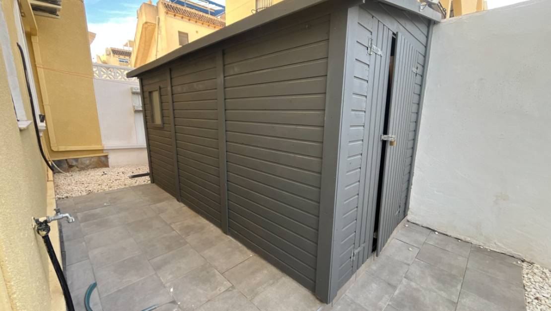 Venta - Apartment - Torrevieja - La Mata