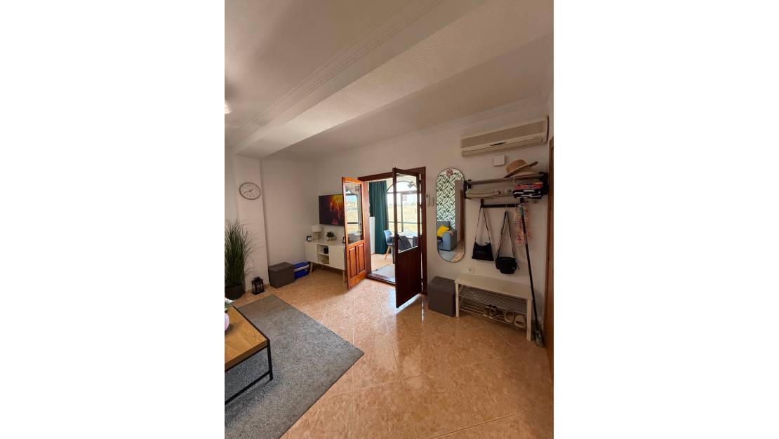 Venta - Apartment - Torrevieja - La Mata