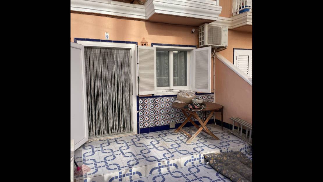 Venta - Apartment - Torrevieja - La Mata