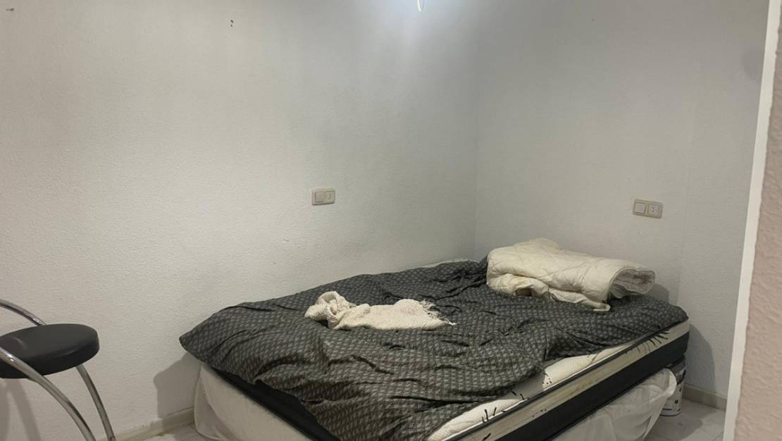 Venta - Apartment - Torrevieja - La Mata