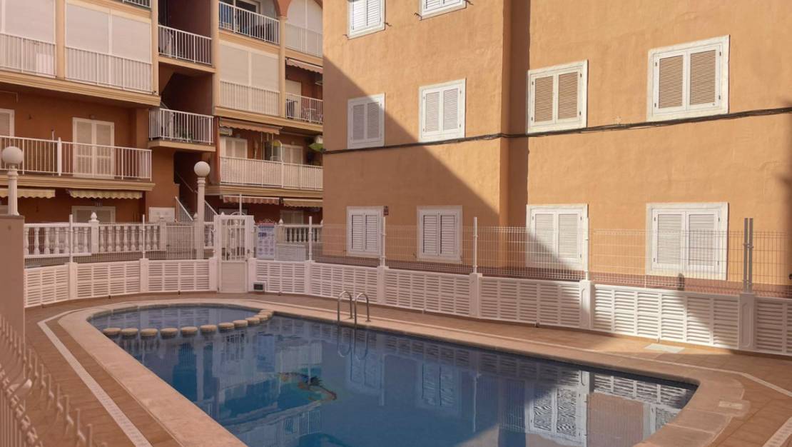 Venta - Apartment - Torrevieja - La Mata