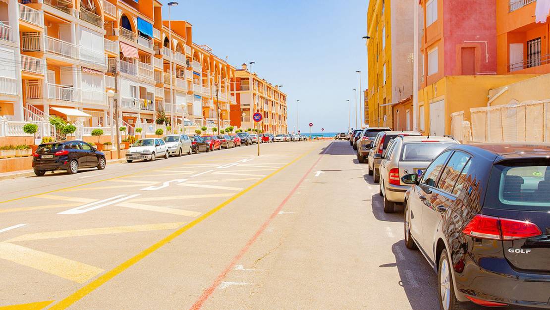Venta - Apartment - Torrevieja - La Mata