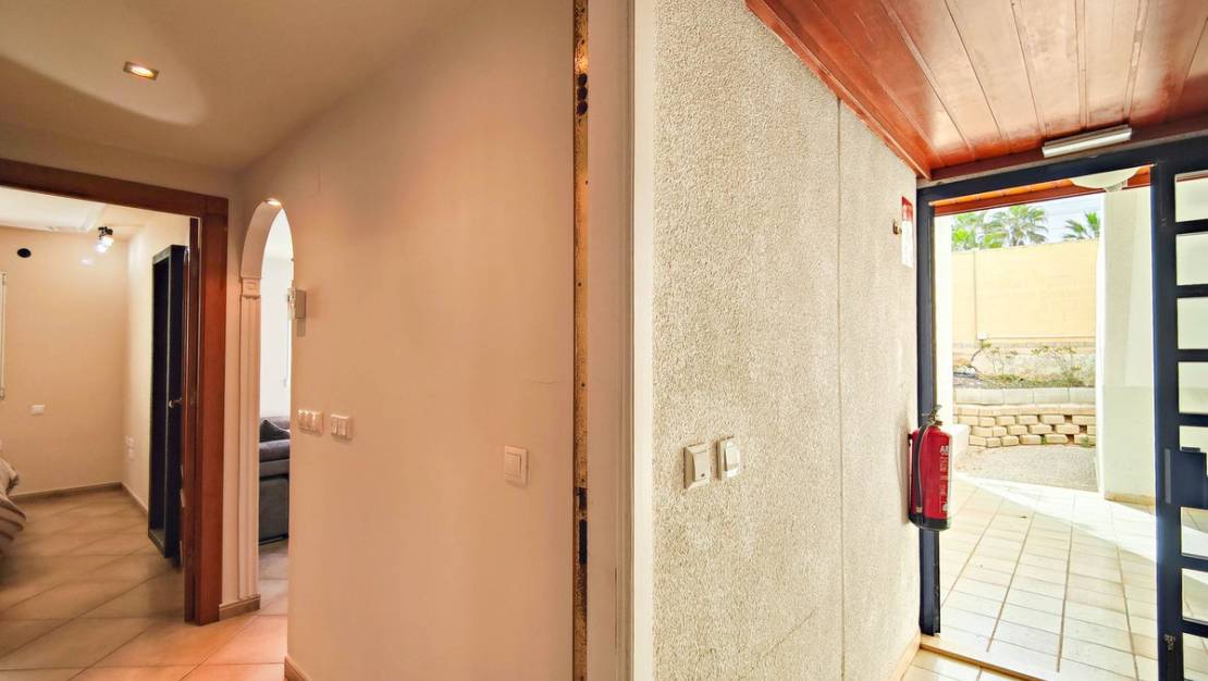 Venta - Apartment - Torrevieja - La Mata