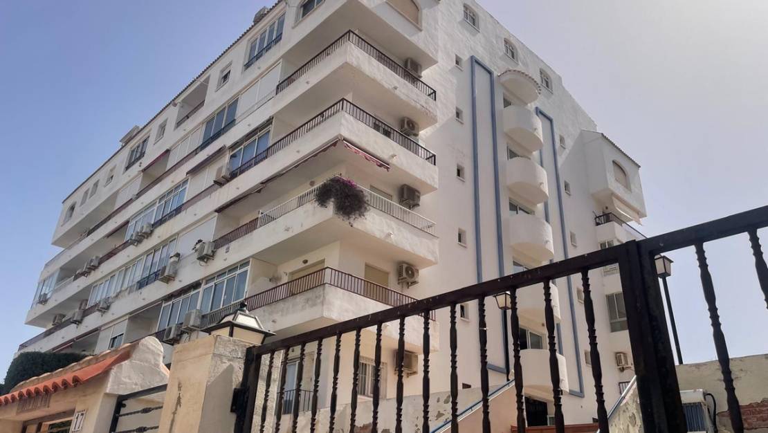Venta - Apartment - Torrevieja - La Mata