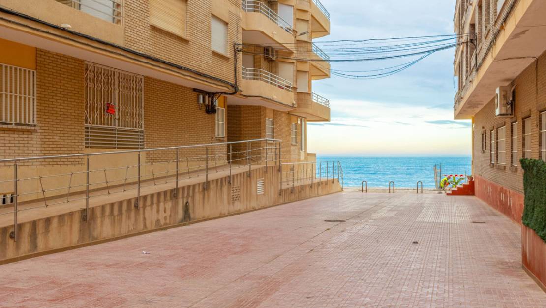 Venta - Apartment - Torrevieja - La Mata