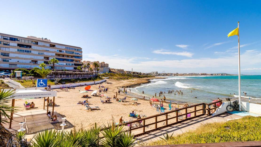 Venta - Apartment - Torrevieja - La Mata