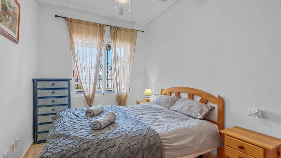 Venta - Apartment - Torrevieja - La Mata