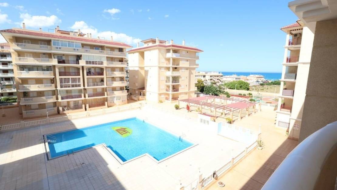 Venta - Apartment - Torrevieja - La Mata