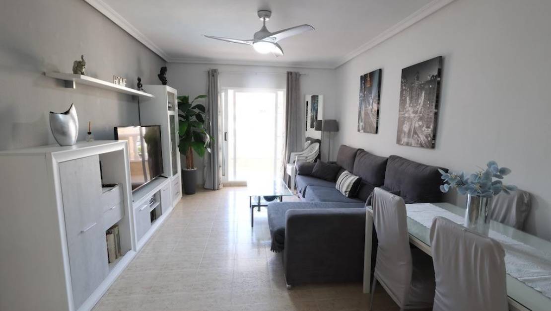 Venta - Apartment - Torrevieja - La Mata