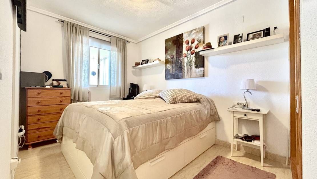 Venta - Apartment - Torrevieja - La Mata