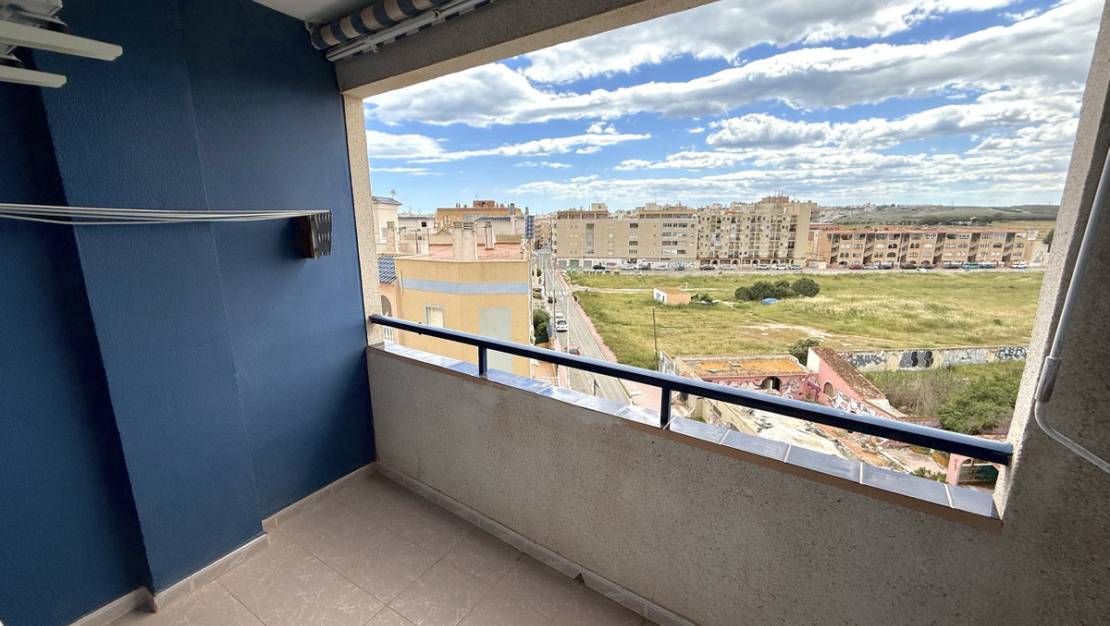Venta - Apartment - Torrevieja - La Mata