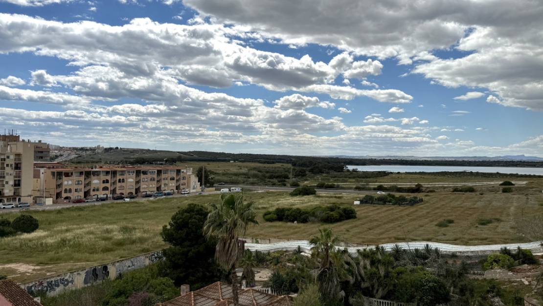 Venta - Apartment - Torrevieja - La Mata