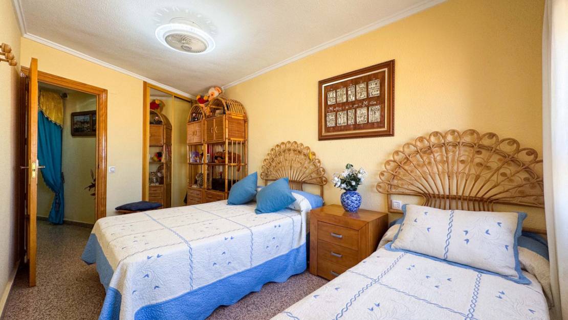 Venta - Apartment - Torrevieja - La Mata