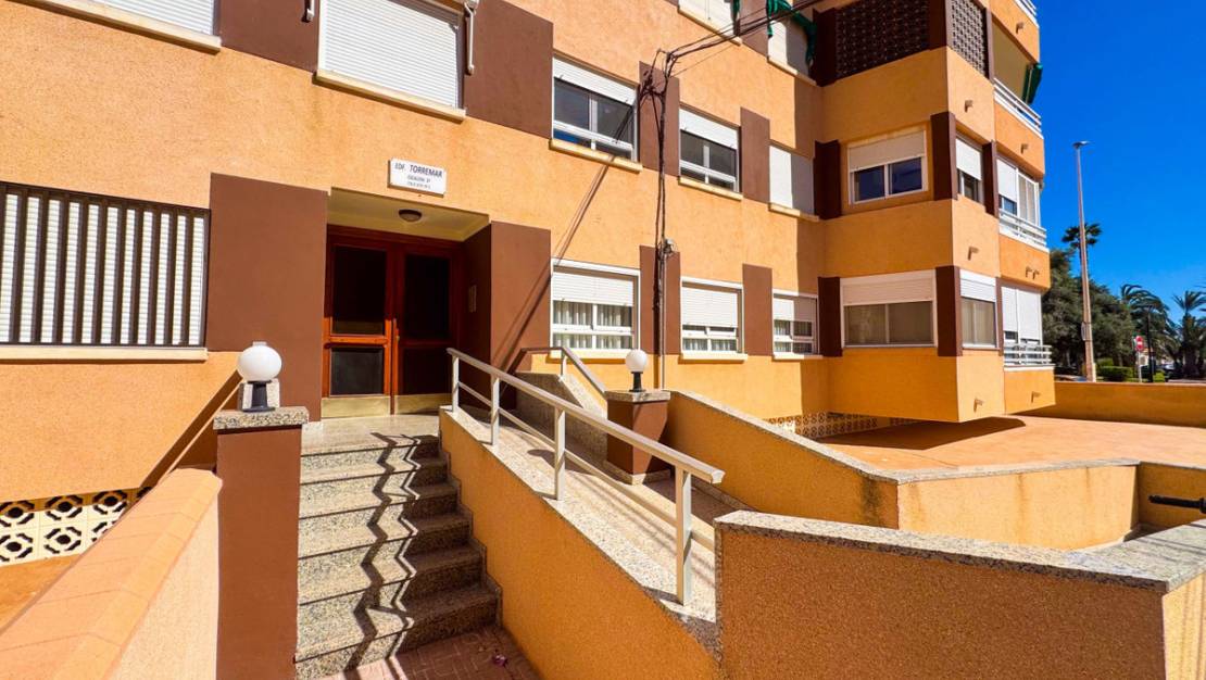Venta - Apartment - Torrevieja - La Mata