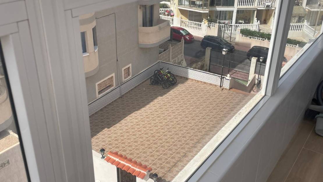 Venta - Apartment - Torrevieja - La Mata