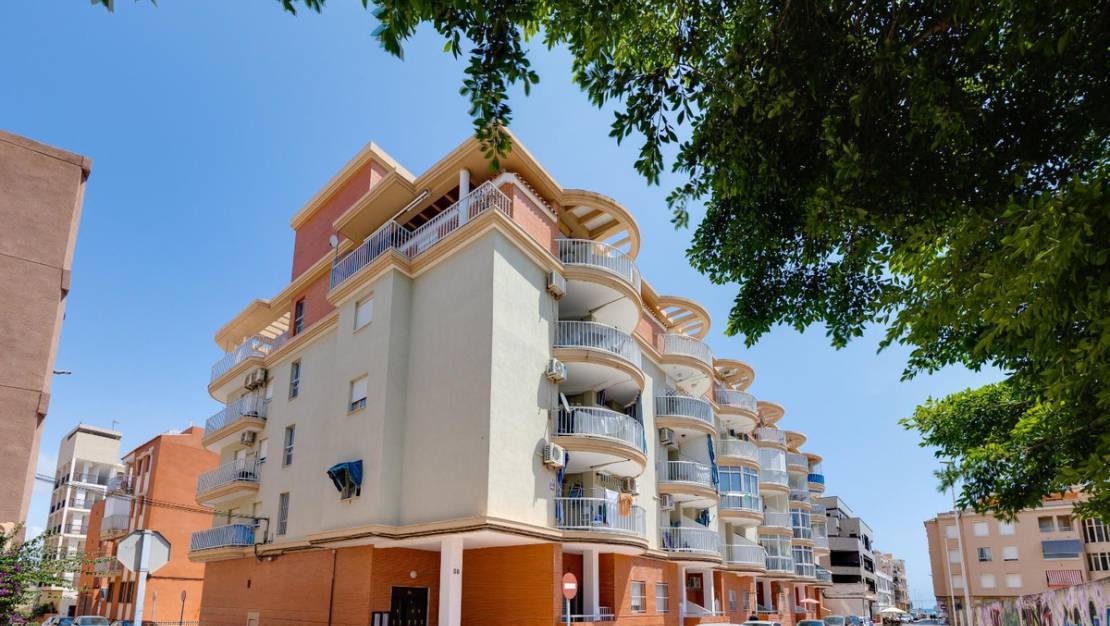 Venta - Apartment - Torrevieja - La Mata