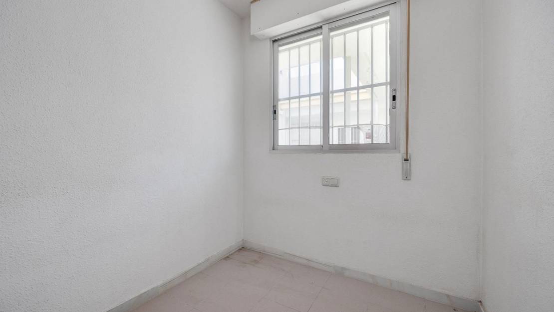 Venta - Apartment - Torrevieja - La Mata