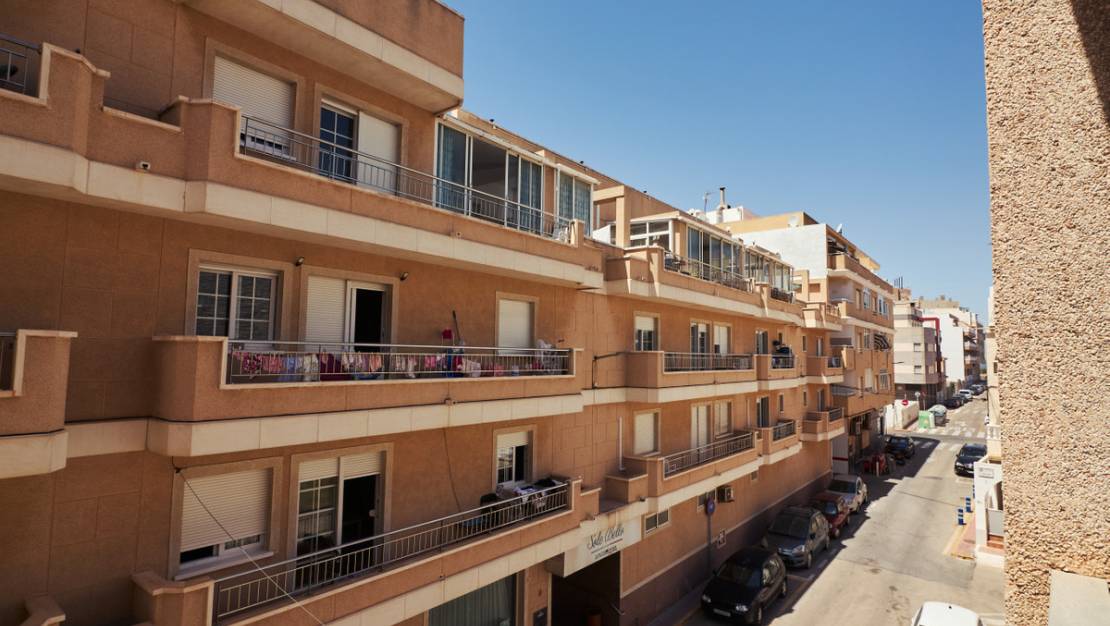 Venta - Apartment - Torrevieja - La Mata