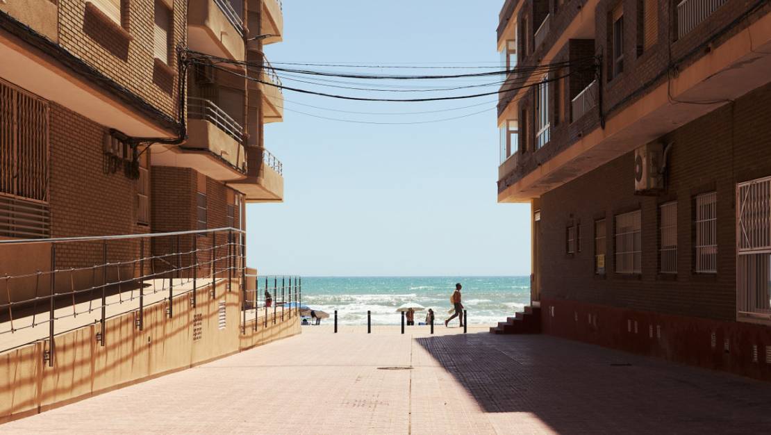 Venta - Apartment - Torrevieja - La Mata