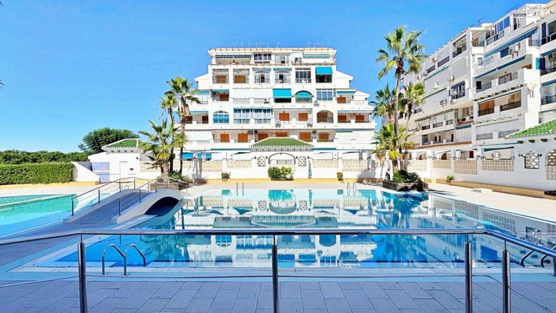 Venta - Apartment - Torrevieja - La Mata