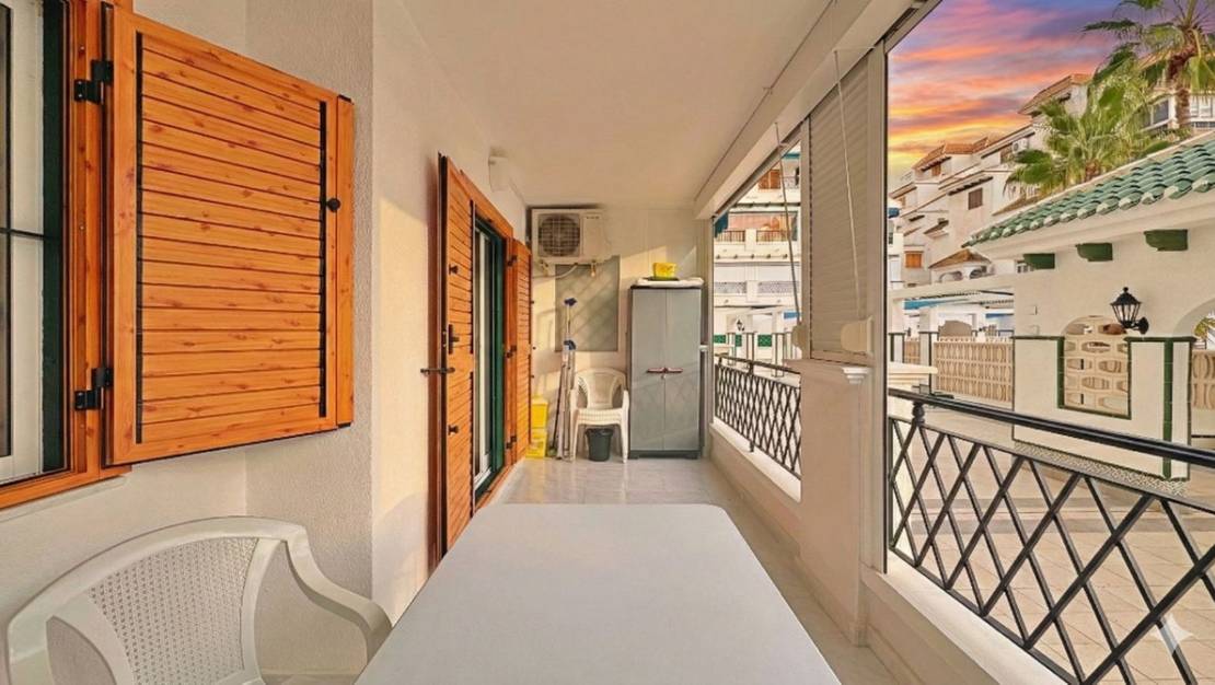 Venta - Apartment - Torrevieja - La Mata