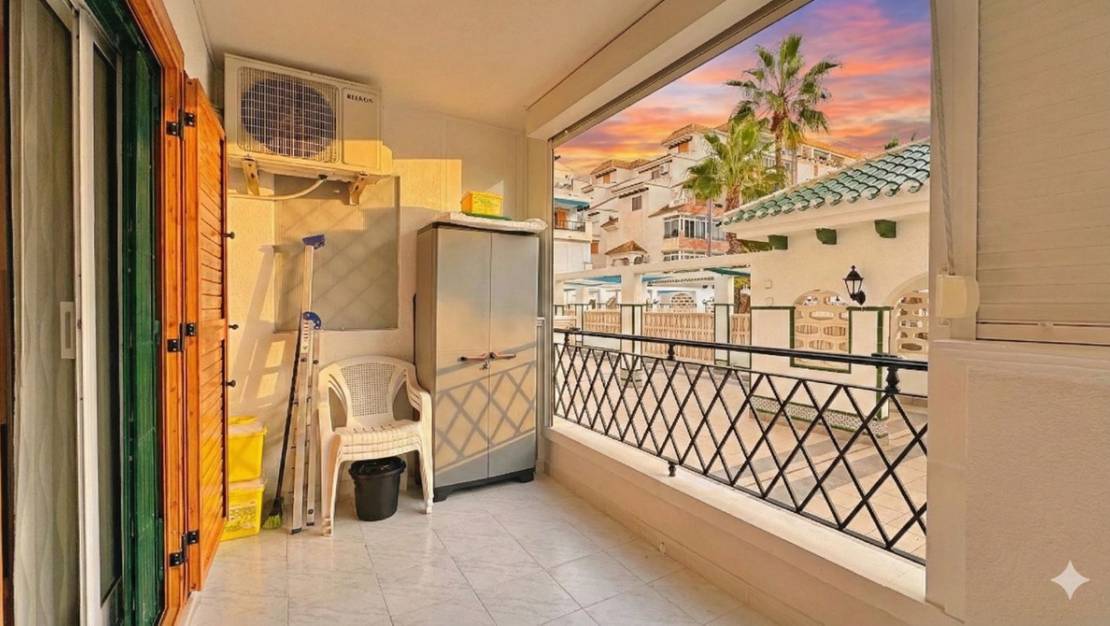 Venta - Apartment - Torrevieja - La Mata