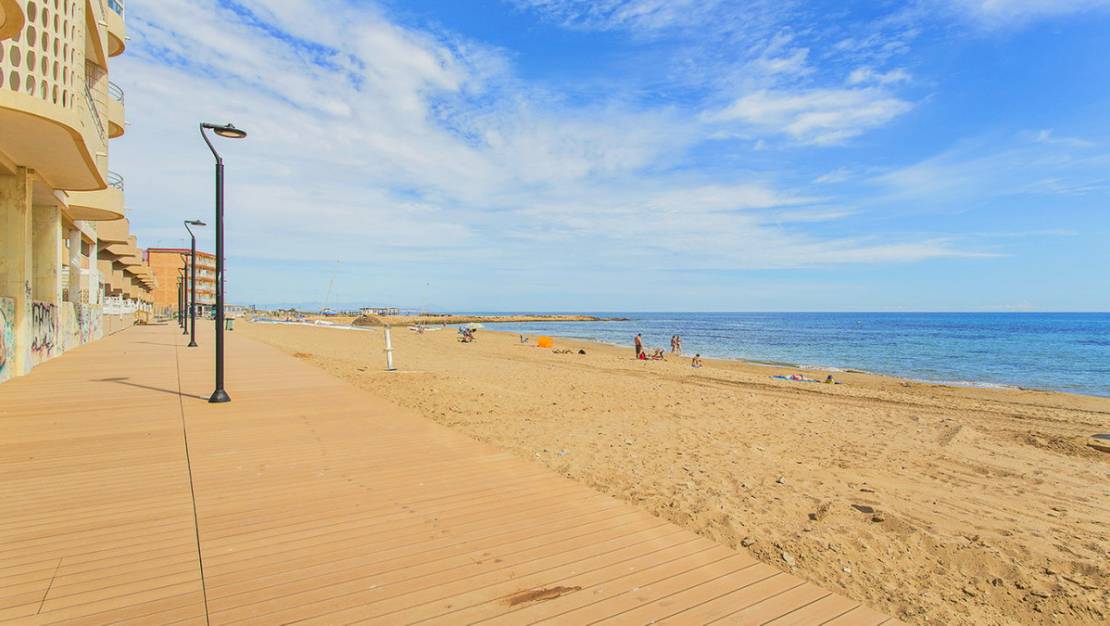 Venta - Apartment - Torrevieja - La Mata