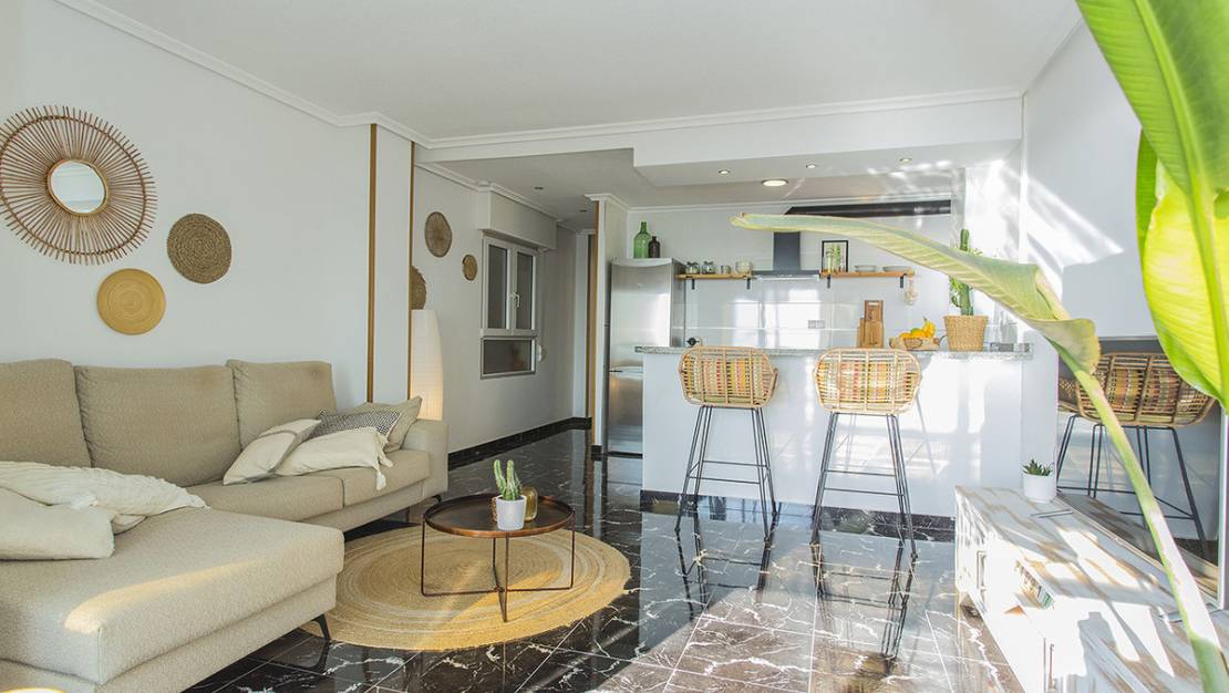 Venta - Apartment - Torrevieja - La Mata