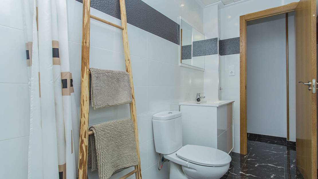 Venta - Apartment - Torrevieja - La Mata