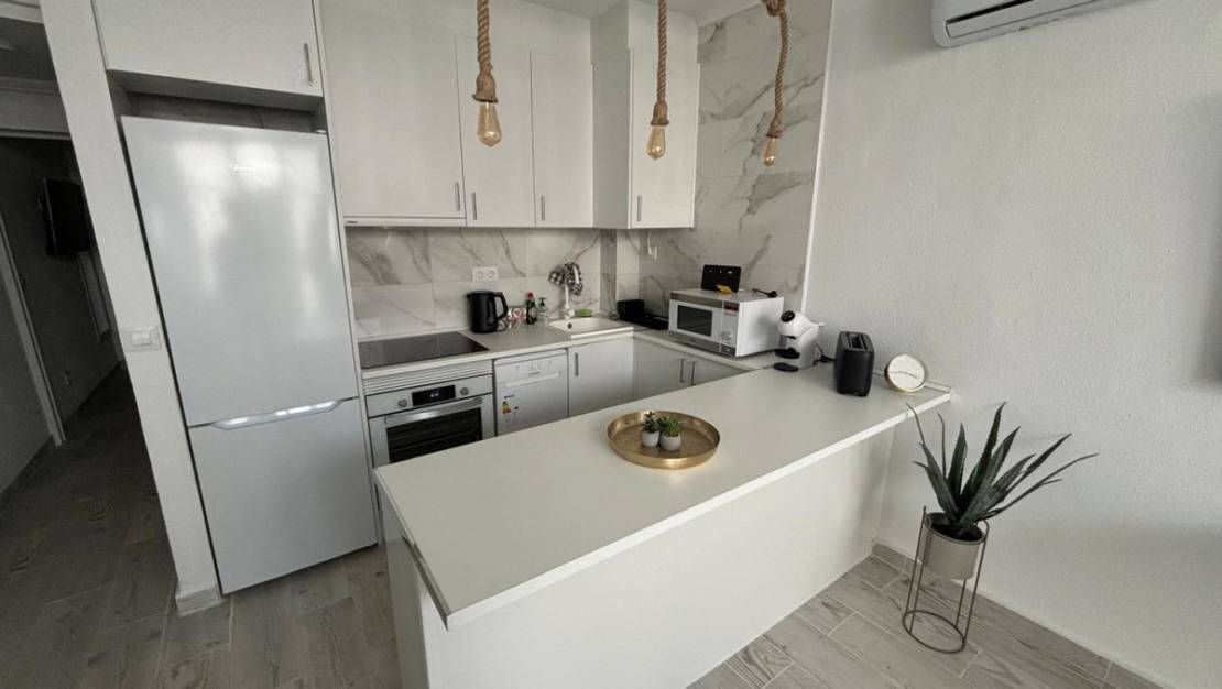 Venta - Apartment - Torrevieja - La Mata