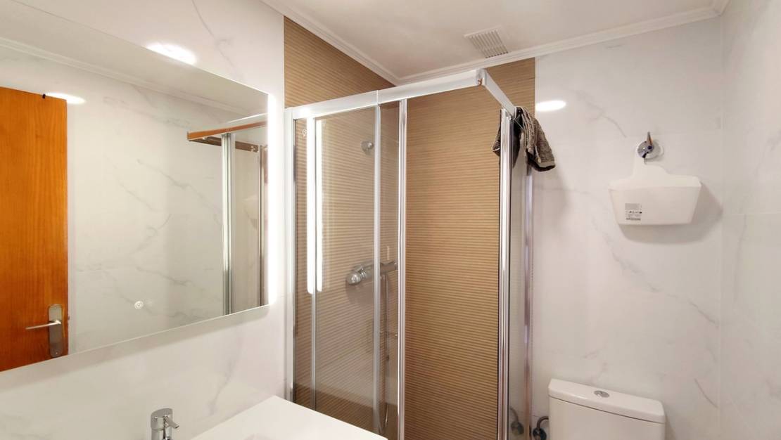 Venta - Apartment - Torrevieja - La Mata
