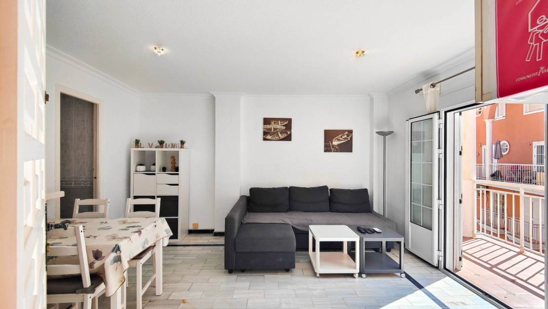 Venta - Apartment - Torrevieja - La Mata