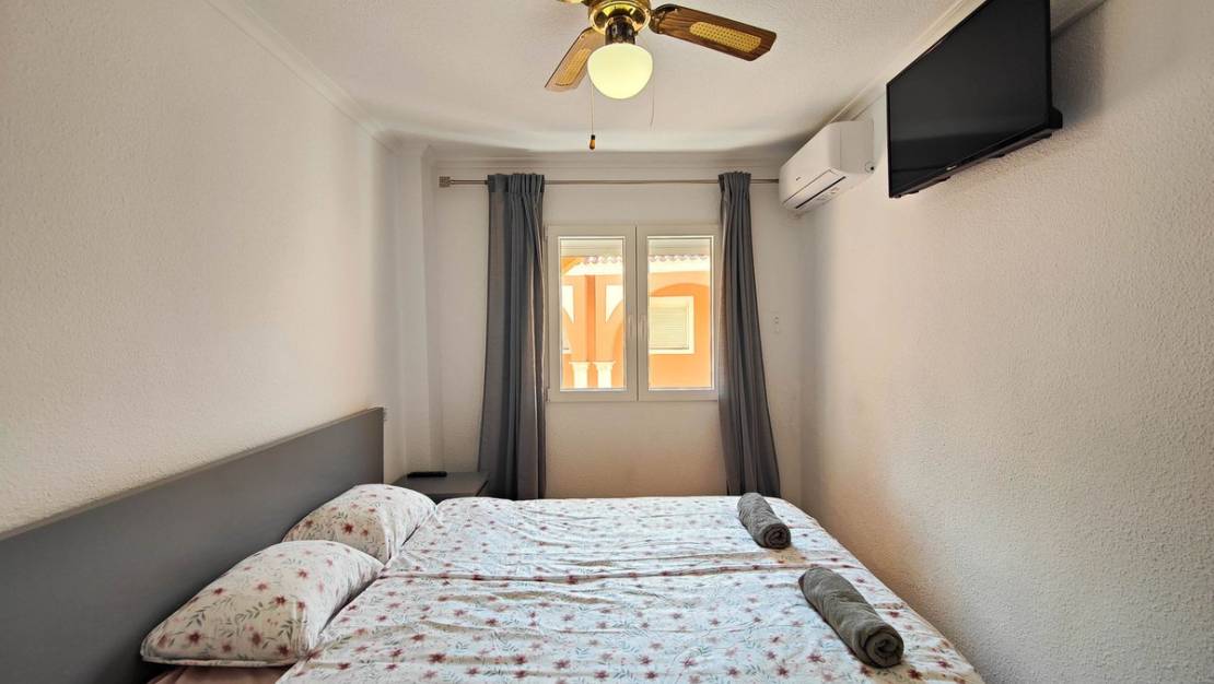 Venta - Apartment - Torrevieja - La Mata