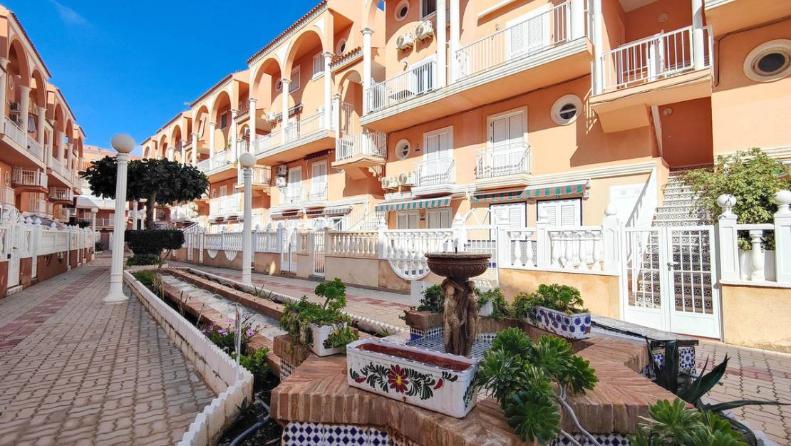 Venta - Apartment - Torrevieja - La Mata