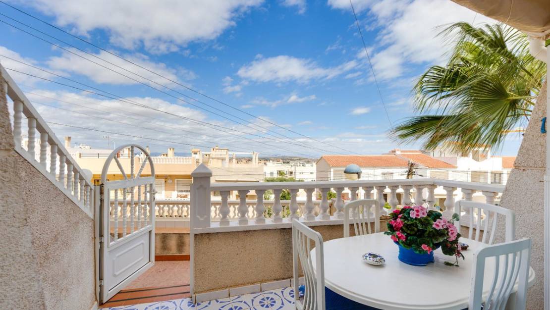 Venta - Apartment - Torrevieja - La Mata