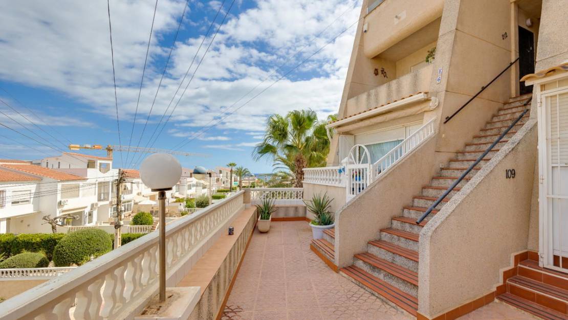 Venta - Apartment - Torrevieja - La Mata