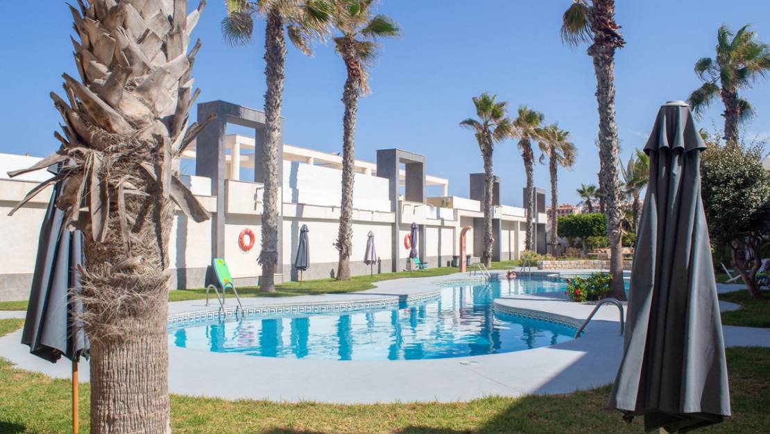Venta - Apartment - Torrevieja - La Mata