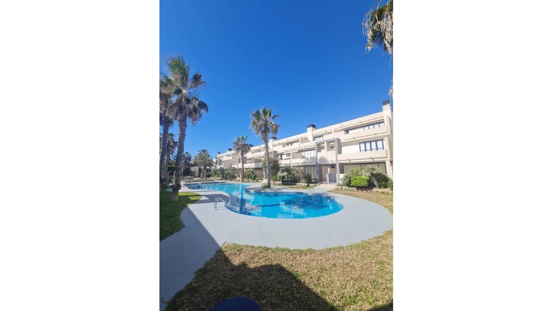 Venta - Apartment - Torrevieja - La Mata