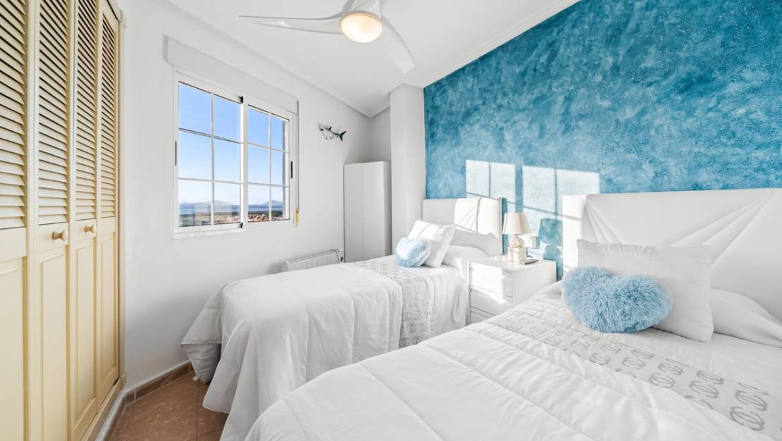 Venta - Apartment - Torrevieja - La Mata