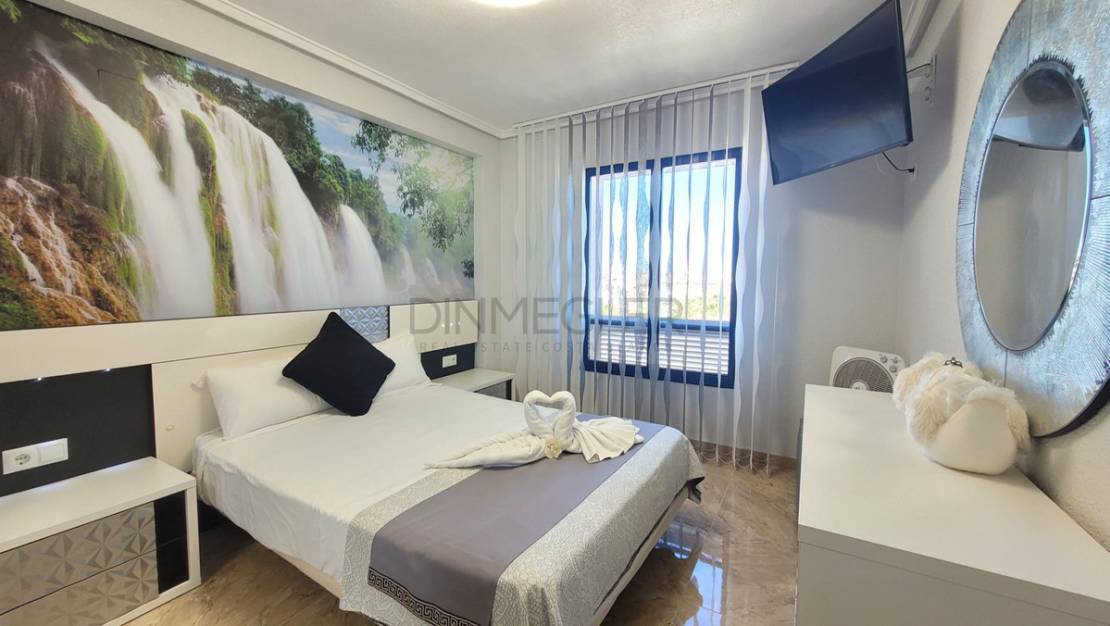 Venta - Apartment - Torrevieja - La Mata