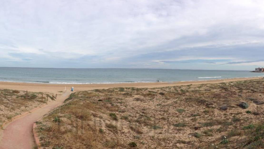 Venta - Apartment - Torrevieja - La Mata