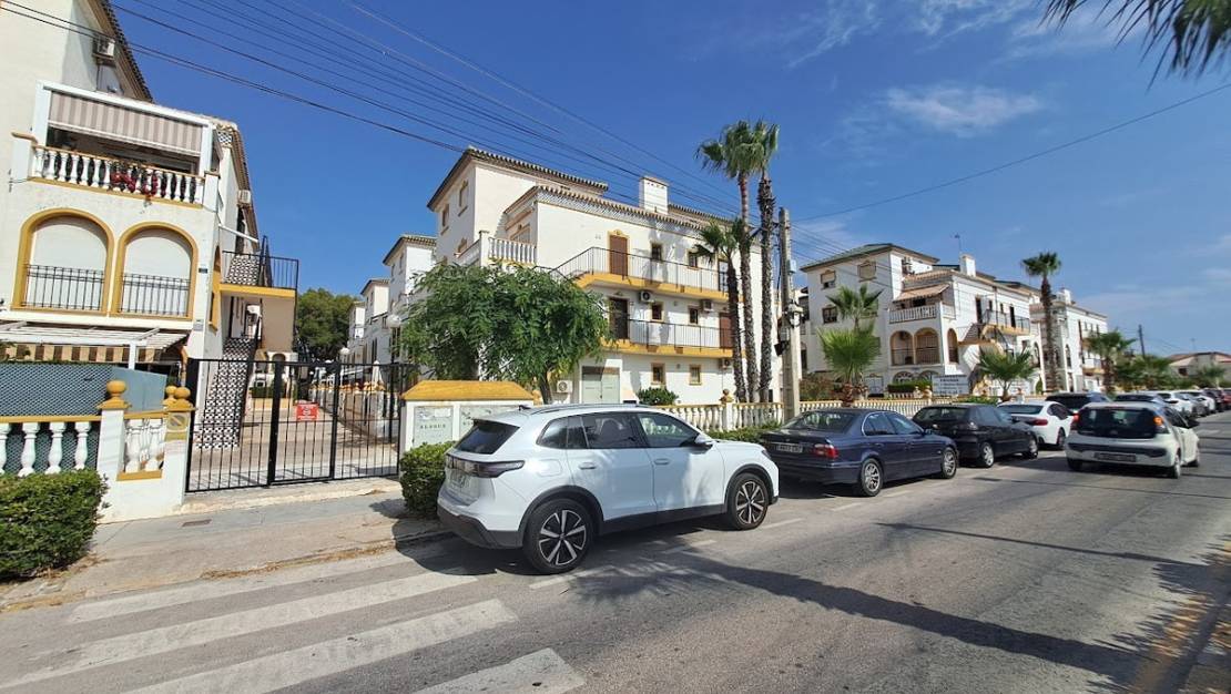 Venta - Apartment - Torrevieja - La Mata
