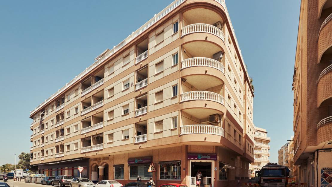 Venta - Apartment - Torrevieja - La Mata