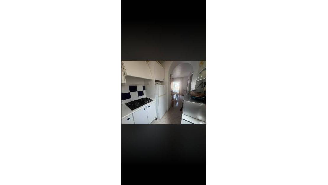 Venta - Apartment - Torrevieja - La Mata