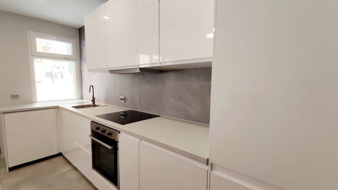 Venta - Apartment - Torrevieja - La Mata