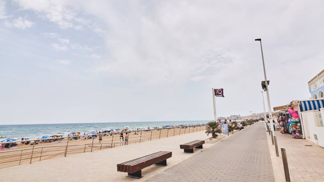 Venta - Apartment - Torrevieja - La Mata