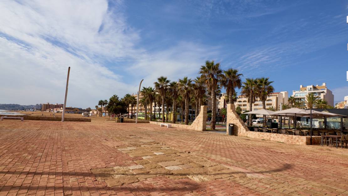 Venta - Apartment - Torrevieja - La Mata