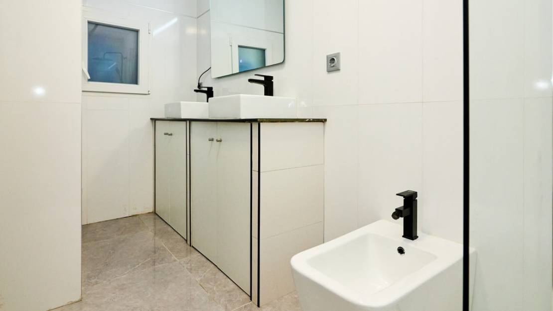 Venta - Apartment - Torrevieja - La Mata